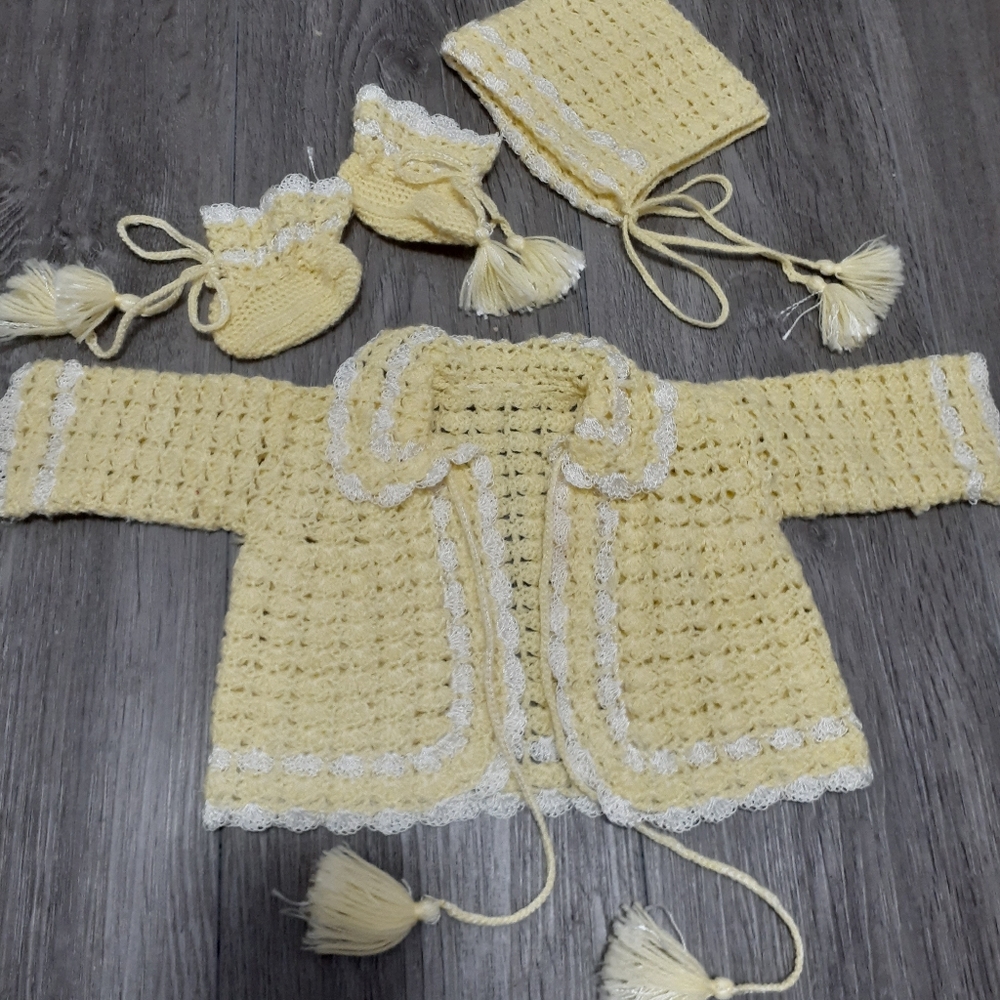 Vintage 80's Infant Sweater Set Booties Hat